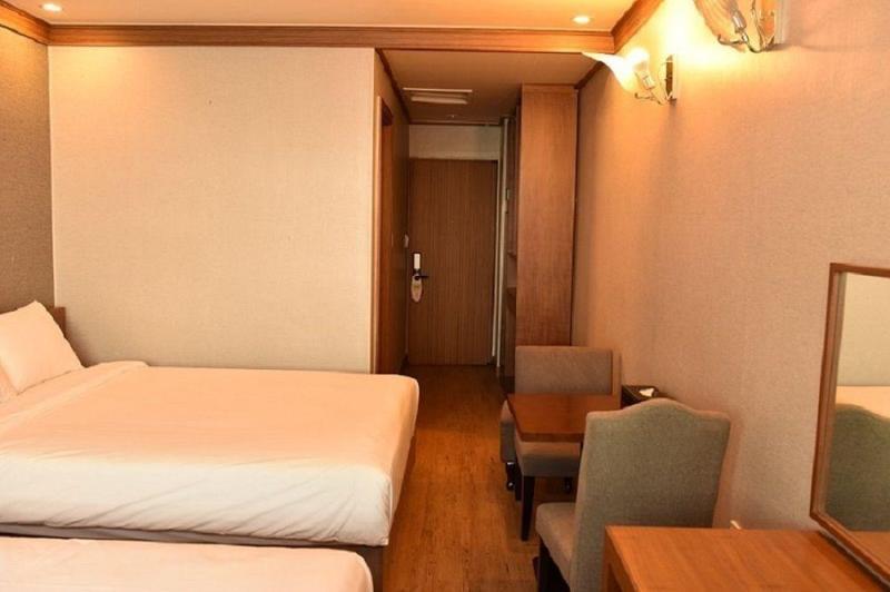Dawn Beach Hotel Busan Extérieur photo