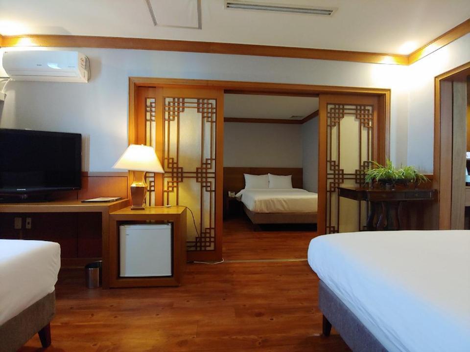 Dawn Beach Hotel Busan Extérieur photo